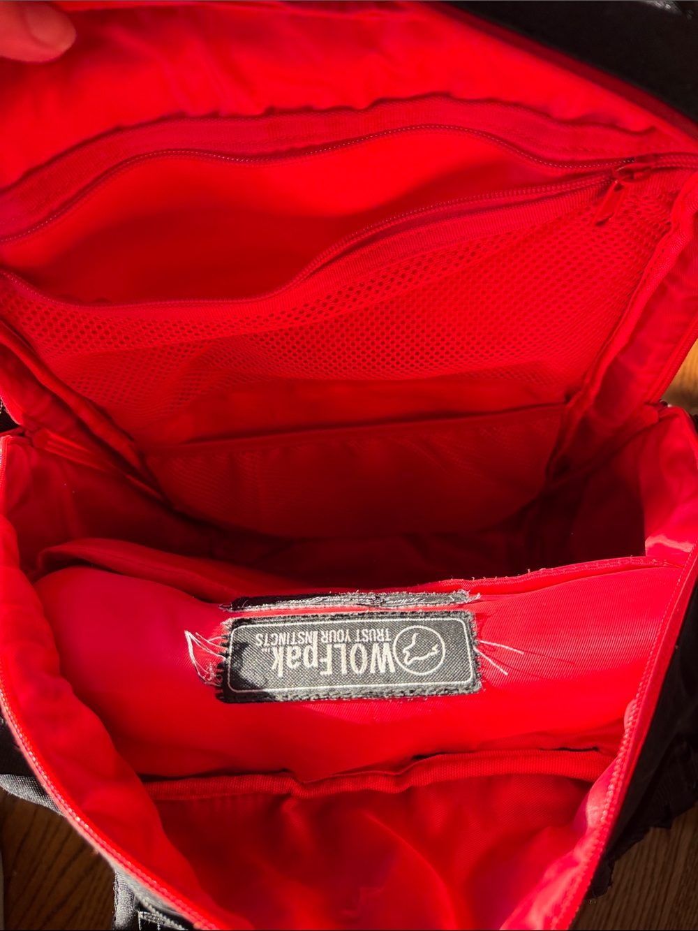 WOLF Black and Red Tactical Backpack with IFBB/Olympia Patches - Picture 3 of 6
